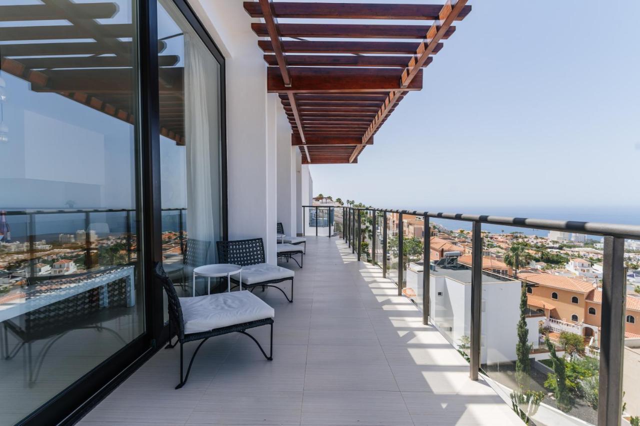 Sunset White Villa - Ocean View, Jakuzzi, Heated Pool, Air-Conditioning, Grill Playa de las Americas  Exterior foto